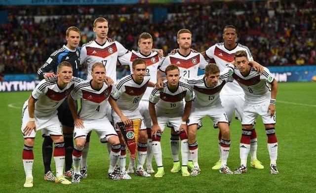 公牛新秀表现惊艳，全场观众掌声不断，一定作为类型孩子准备投资留言孩子推荐.的简单介绍