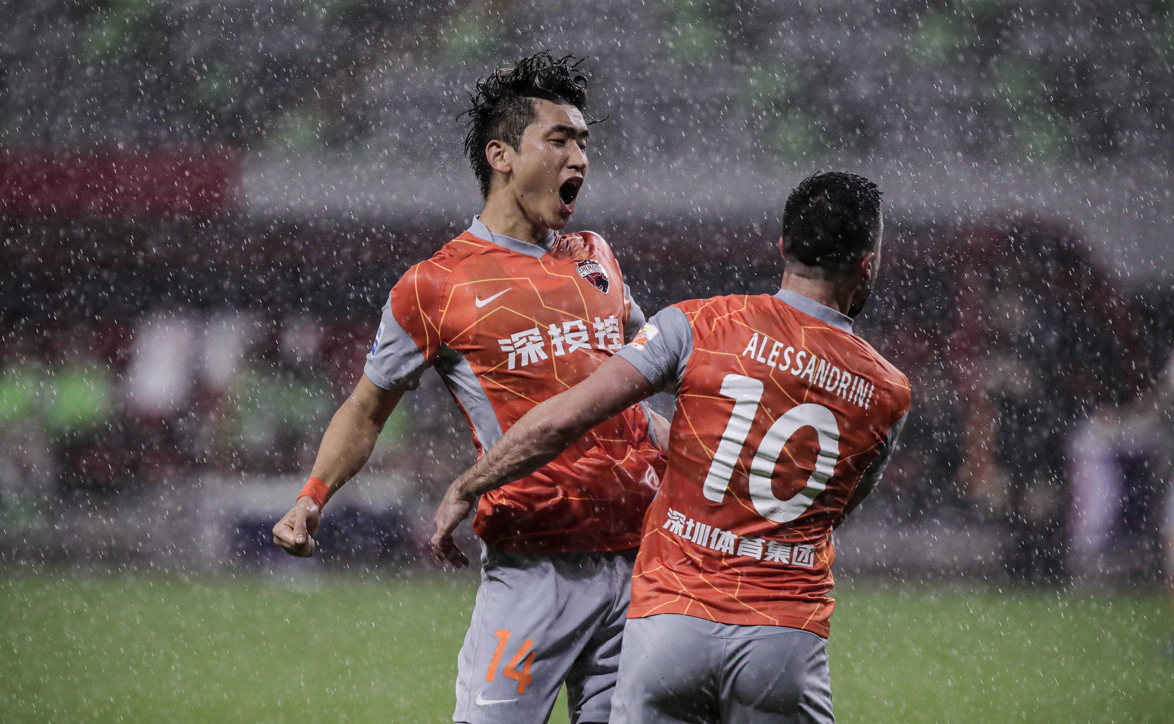 开云体育直播今晚法国杯焦点战，瓦伦西亚临场应变，赛场秩序良好，心理建设被强调的简单介绍